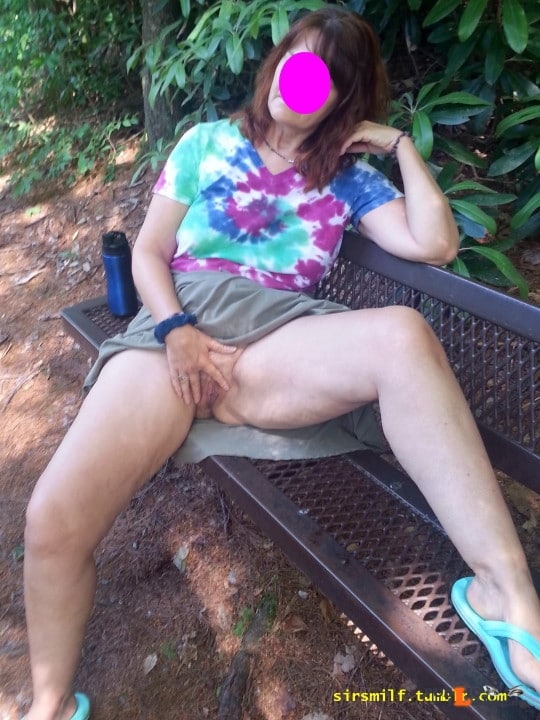 No panties sirsmilf: On an afternoon trip to a crowded Forest Service lake and recreation area she suddenly... pantiesless Public Flashing