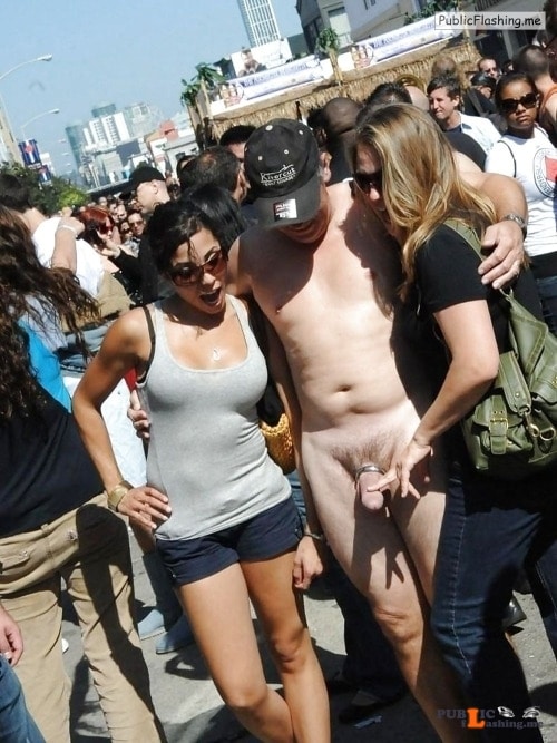 Public nudity photo nakedcascadia: xesevol: Clothes are good 75 #exhibitionist   I... Public Flashing