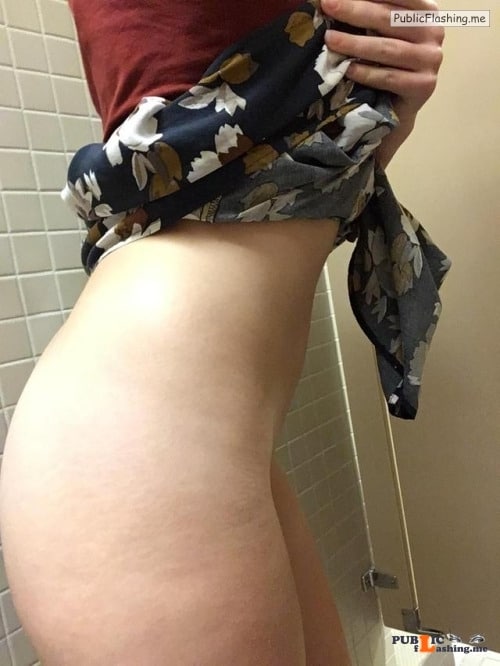 No panties amateur naughtiness: I flashed my pussy all around my office... pantiesless Public Flashing