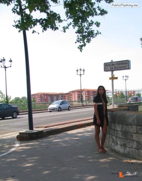 Public nudity photo labouisse:Pont des Catalans 2 (01/07/2017) Follow me for more... Public Flashing