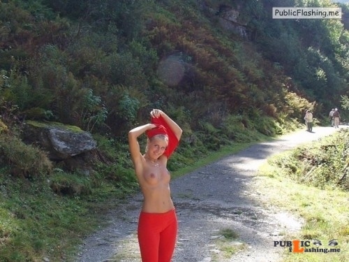 Outdoor nude selfshot naked hiking! Public Flashing