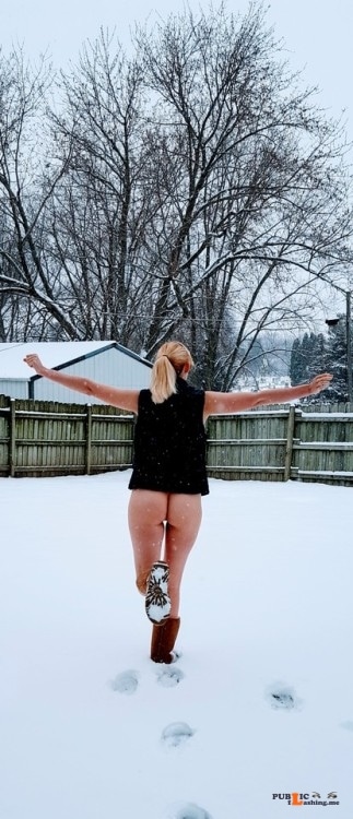 No panties naughtygf2share: Enjoying a naughty snow day ? pantiesless Public Flashing