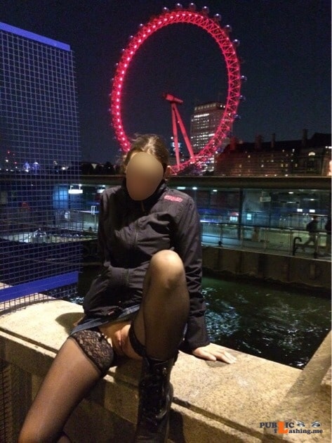 No panties reddevilpanties: London eye pantiesless Public Flashing