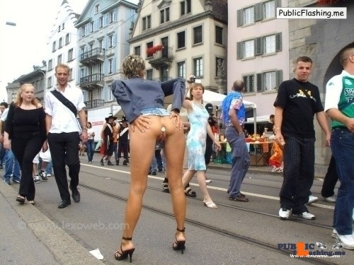nude in russia public - walkingandswinging: publicnudies: she’s still got it Public… flashing in public picture - Public Flashing Photo Feed