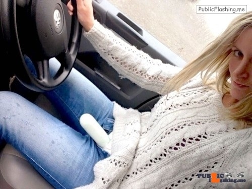 Public Flashing Photo Feed Amateur pics Amateur : Blonde wearing strap-on dildo in the car
