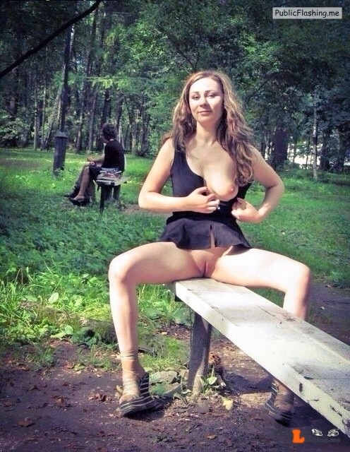 risky public flash of tits - Public flashing photo Photo - Public Flashing Photo Feed
