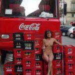 delivery flash naked
