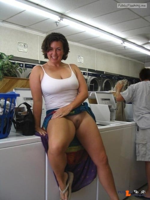 wives unknowingly flashes panties in public - Public flashing photo Photo - Public Flashing Photo Feed