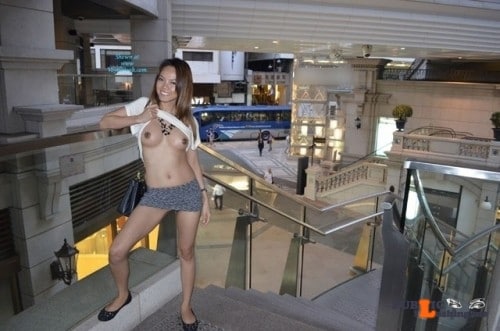 woman flashing outsde pictures - Julie P’ flashing in public picture - Public Flashing Photo Feed