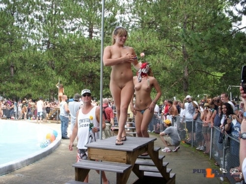 bbw flashing public - Public nudity photo Follow me for more public exhibitionists:… - Public Flashing Photo Feed