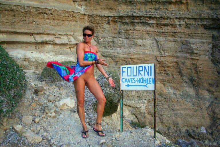 Cliffside Beach: Public Nudity and Natural Beauty