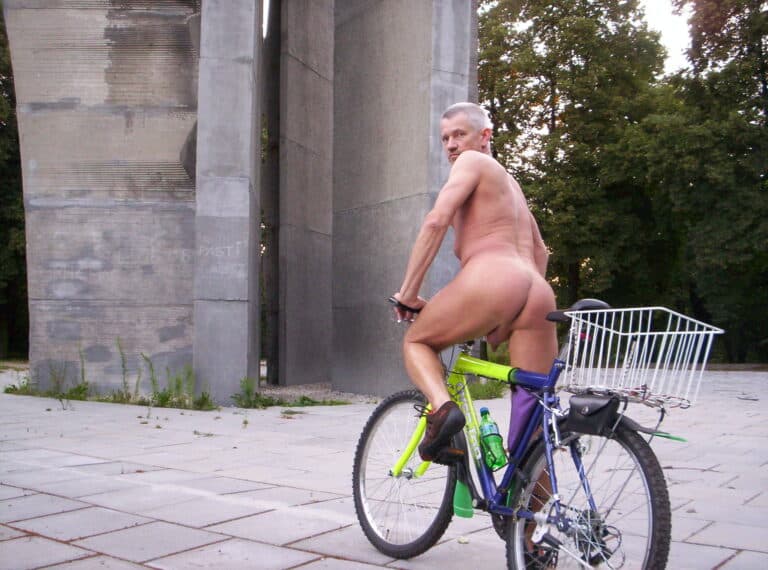 Zbigniew Kucharski’s Bold Public Nudity Ride